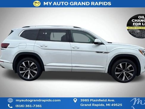 Used 2024 Volkswagen Atlas SEL Premium R-Line AWD/4WD image 44
