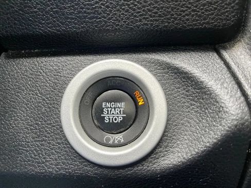 Used 2018 RAM 1500 Limited AWD/4WD image 30