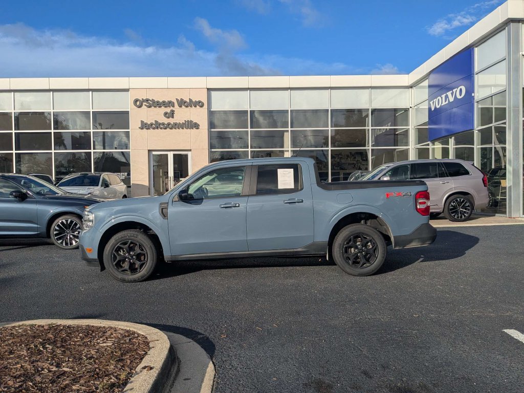 Used 2024 Ford Maverick Lariat w/ FX4 Off-Road Package AWD/4WD image 3