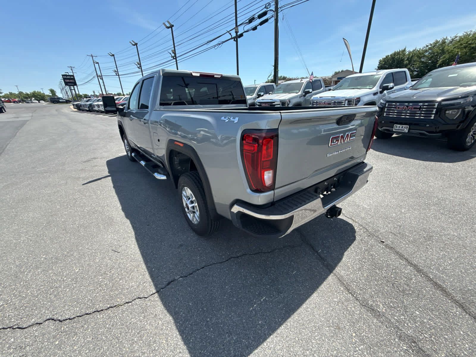 New 2026 GMC Sierra 2500 SLE w/ SLE Value Package; AWD/4WD image 8