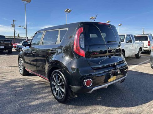 Used 2017 Kia Soul ! image 5