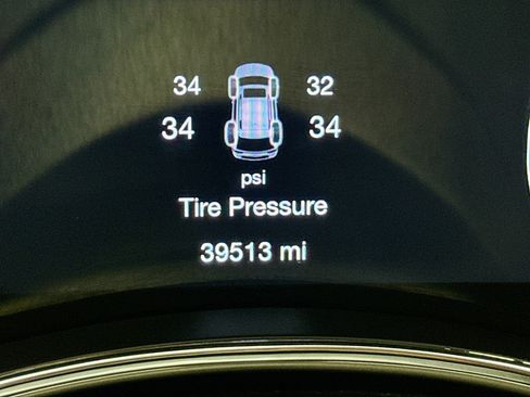 Used 2021 Jeep Grand Cherokee Limited w/ Luxury Group II image 8