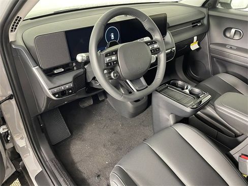 New 2026 Hyundai Ioniq 5 SEL image 3