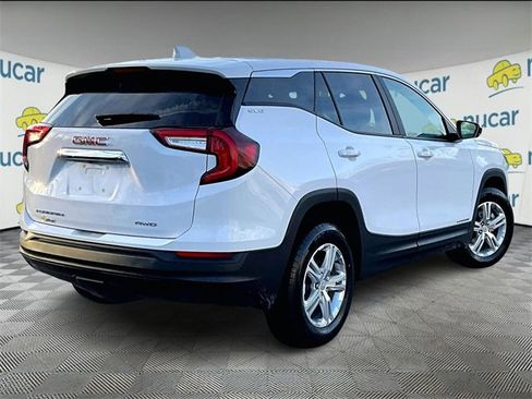 Used 2024 GMC Terrain SLE image 13