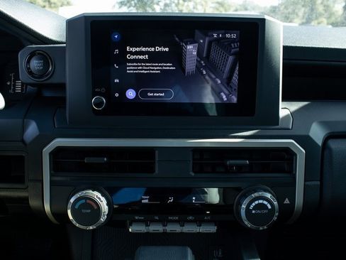 Used 2025 Toyota Tacoma SR image 17