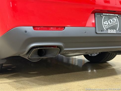 Used 2015 Dodge Challenger SRT Hellcat RWD image 16