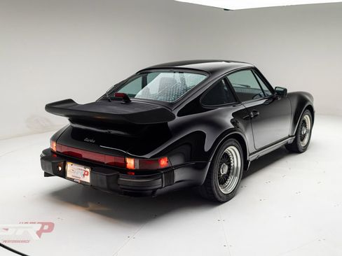Used 1987 Porsche 911 Carrera image 3