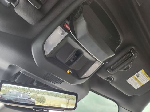 Used 2025 Subaru Forester Touring w/ Popular Package - Touring image 20