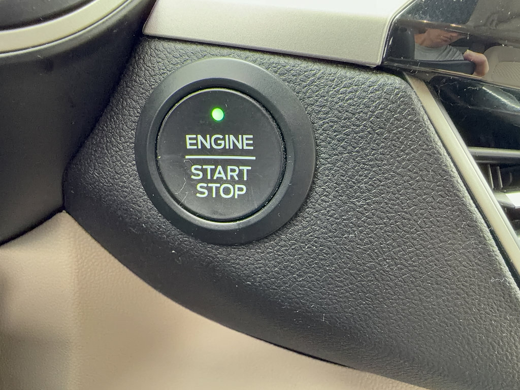 Used 2020 Ford Escape SE FWD image 26