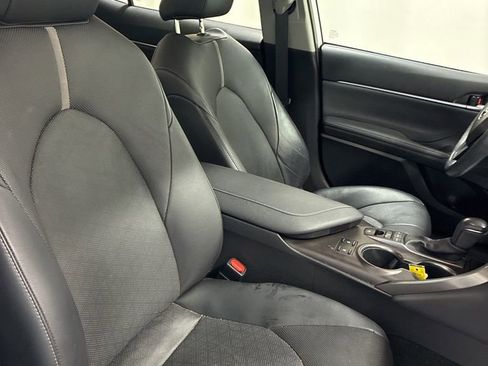 Used 2024 Toyota Camry XSE w/ Navigation Package FWD image 32