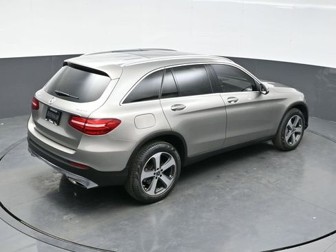 Used 2019 Mercedes-Benz GLC 300 4MATIC image 33