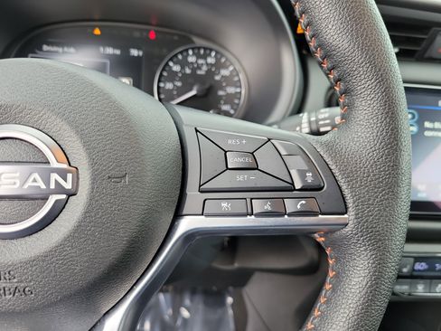 Used 2024 Nissan Kicks SR w/ SR Premium Package FWD image 19
