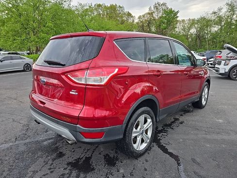 Used 2016 Ford Escape SE AWD/4WD image 3