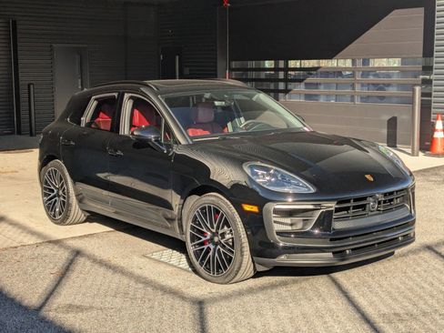 New 2026 Porsche Macan S image 7