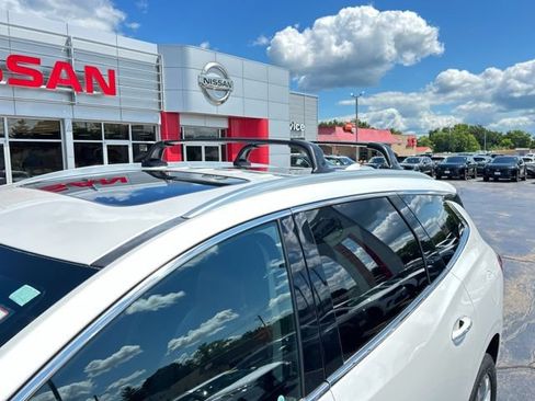 Used 2018 Buick Enclave Avenir AWD/4WD image 20