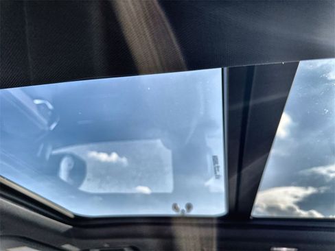 New 2026 GMC Acadia Denali w/ Super Cruise Package image 19