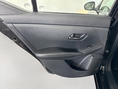 Used 2024 Nissan Sentra SV image 26