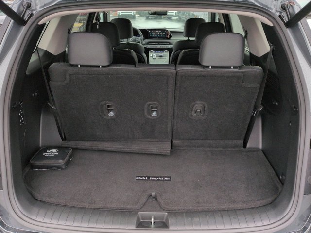 Certified 2022 Hyundai Palisade SEL w/ Premium Package AWD/4WD image 13