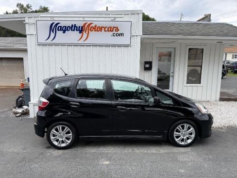 Used 2011 Honda Fit Sport image 2