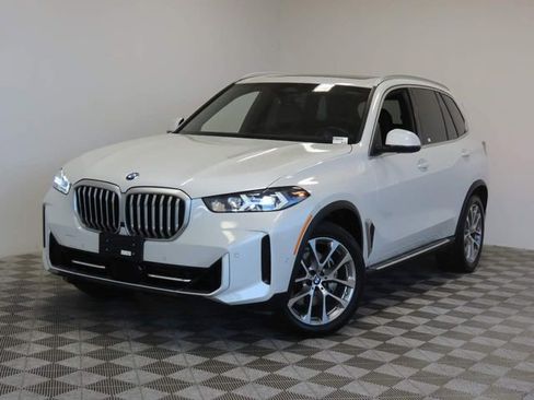 Used 2024 BMW X5 xDrive40i image 1