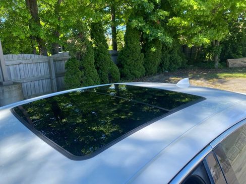 Used 2016 Chevrolet Impala LT w/ Convenience Package FWD image 9