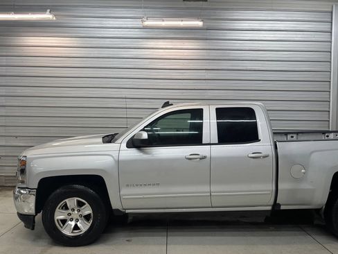 Used 2019 Chevrolet Silverado 1500 LT RWD image 3