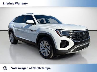 Used 2024 Volkswagen Atlas Cross Sport SE w/ Black Wheel Package