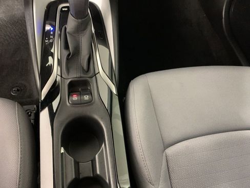 Used 2022 Toyota Corolla SE image 25