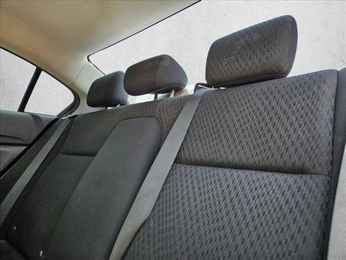 Used 2015 Honda Civic SE image 10
