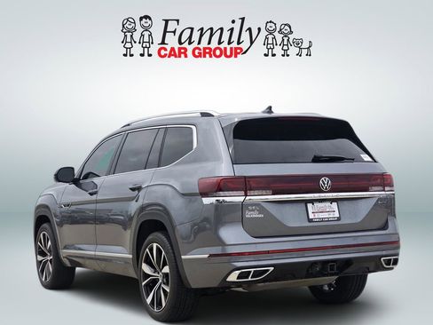 Used 2025 Volkswagen Atlas SEL Premium R-Line AWD/4WD image 3