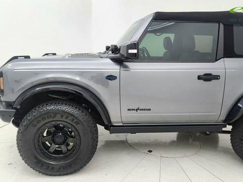 Used 2022 Ford Bronco Wildtrak AWD/4WD image 9