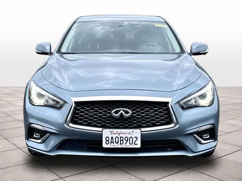 Used 2018 INFINITI Q50 Luxe w/ Sensory Package (Luxe) RWD image 2