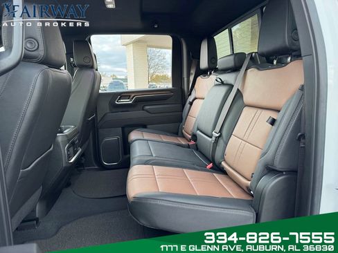 Used 2024 Chevrolet Silverado 2500 High Country w/ High Country Premium Package AWD/4WD image 11