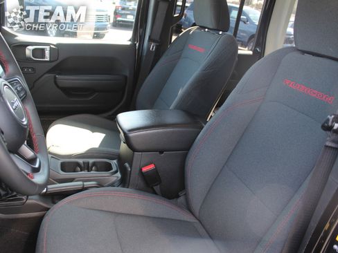 Used 2024 Jeep Wrangler Unlimited Rubicon image 11