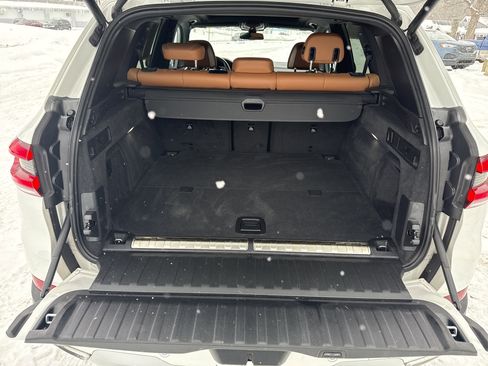 Used 2023 BMW X5 xDrive45e w/ Executive Package AWD/4WD image 8