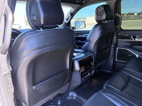 Used 2022 Jeep Wagoneer Series II image 19