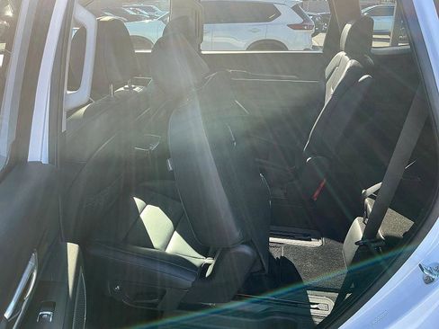 Used 2023 Kia Telluride S w/ S Sunroof Package image 26
