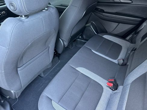 Used 2025 Chevrolet TrailBlazer LT w/ Convenience Package FWD image 15