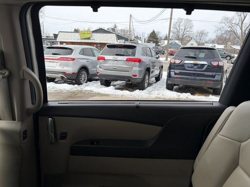 Used 2016 Honda Odyssey EX-L image 21