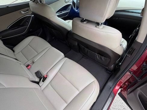 Used 2017 Hyundai Santa Fe Sport w/ 2.4L Tech Package 04 AWD/4WD image 35