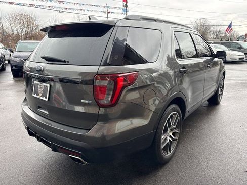 Used 2016 Ford Explorer Sport image 5