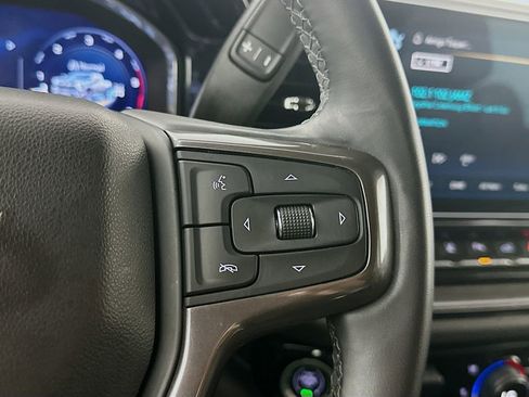 Used 2024 Chevrolet Silverado 2500 ZR2 w/ Technology Package AWD/4WD image 26