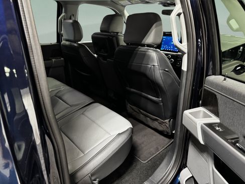 Used 2022 Ford F150 Lariat RWD image 13