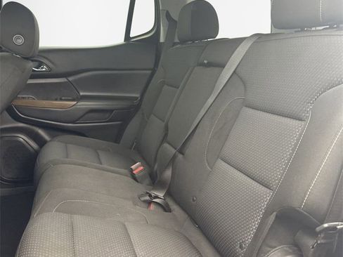 Used 2022 GMC Acadia SLE image 31