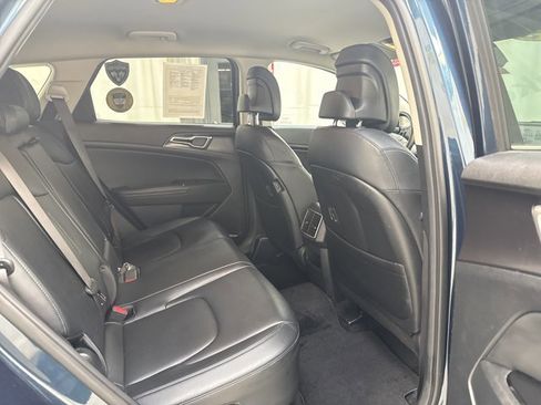 Certified 2023 Kia Sportage EX image 29