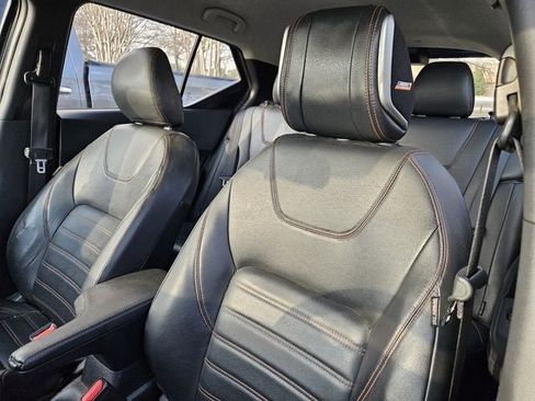 Used 2020 Nissan Kicks SR w/ SR Premium Package image 20