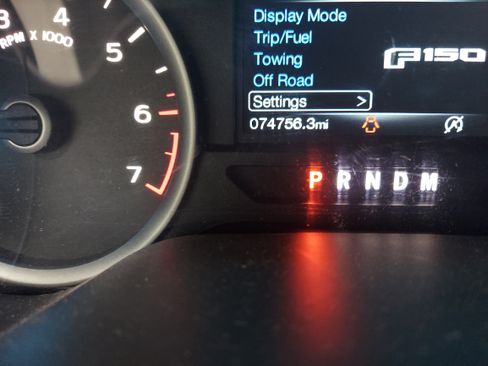Used 2018 Ford F150 XLT w/ Equipment Group 302A Luxury AWD/4WD image 7