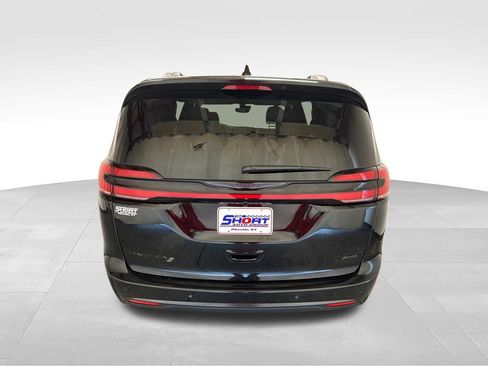 New 2026 Chrysler Pacifica Select w/ S Appearance Package AWD/4WD image 5