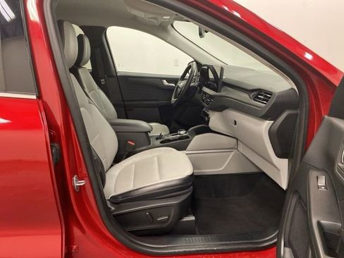 Used 2023 Ford Escape Platinum AWD/4WD image 22