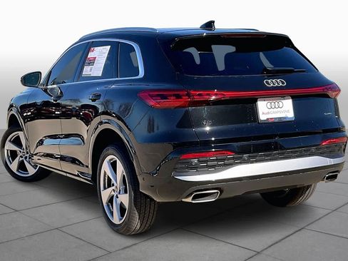 Used 2025 Audi Q5 Premium w/ Premium Plus AWD/4WD image 11